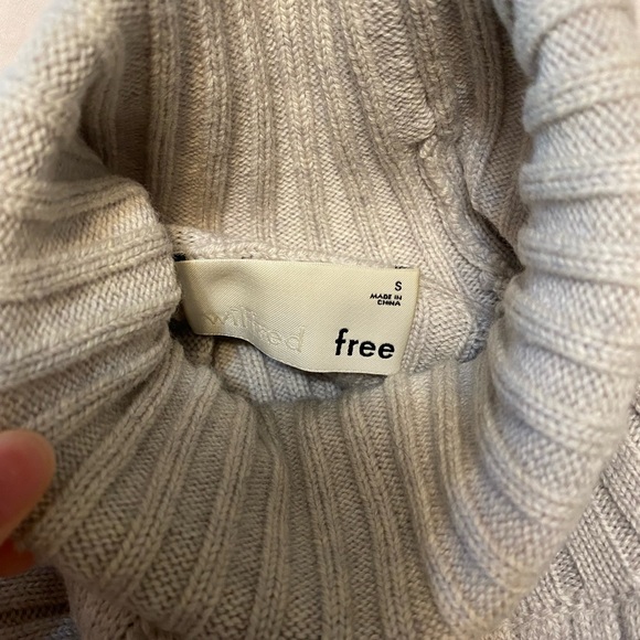 Aritzia wilfred Montpellier dress - Picture 2 of 2